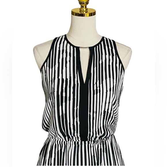 White House Black Market Women’s Sleeveless Striped Split Flowy Maxi Dress Sz 2 - Picture 7 of 11